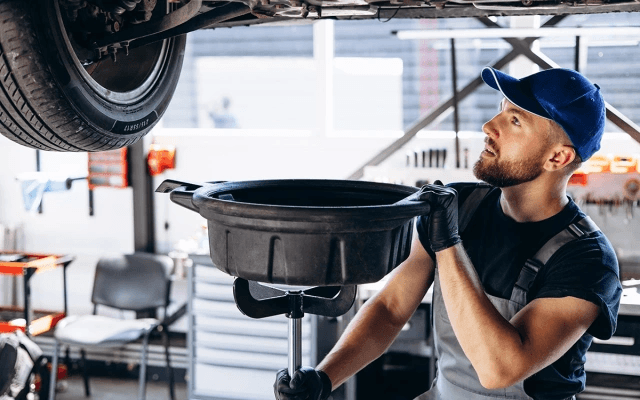 Изображение к статье Самые частые неисправности BMW после 100 000 км